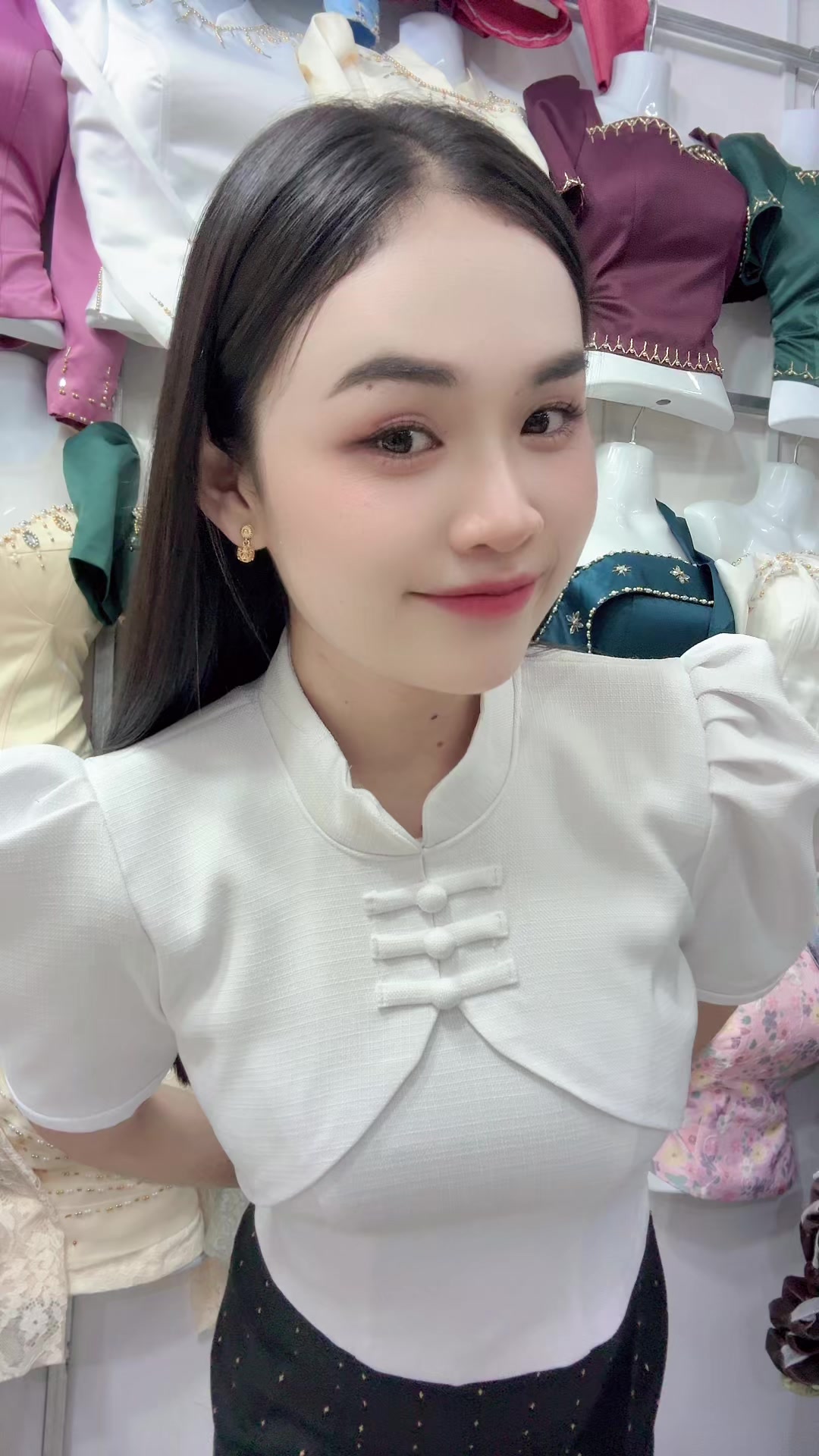 @ຊື່ເພສ: ຮ້ານເສື້ອໄໝລາວລາຄາຖືກ