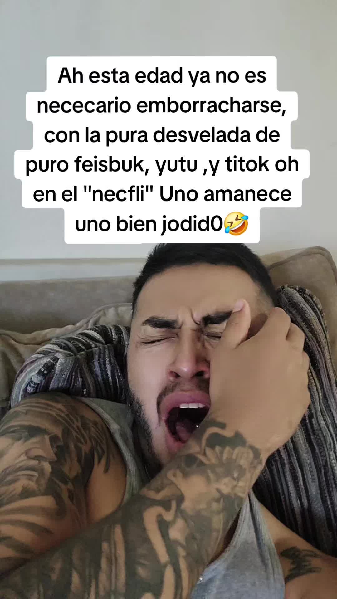 @🖤🤍Carlithos🤍🖤