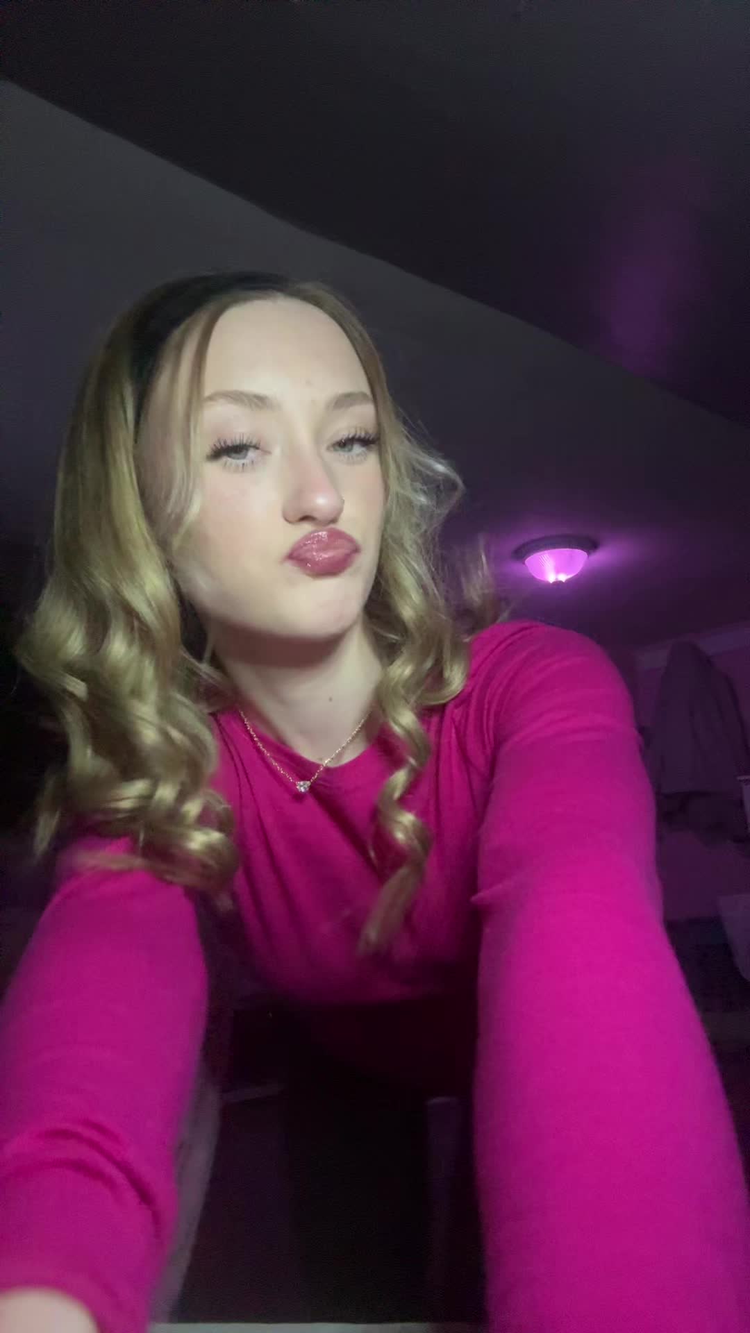 @Ava🩷