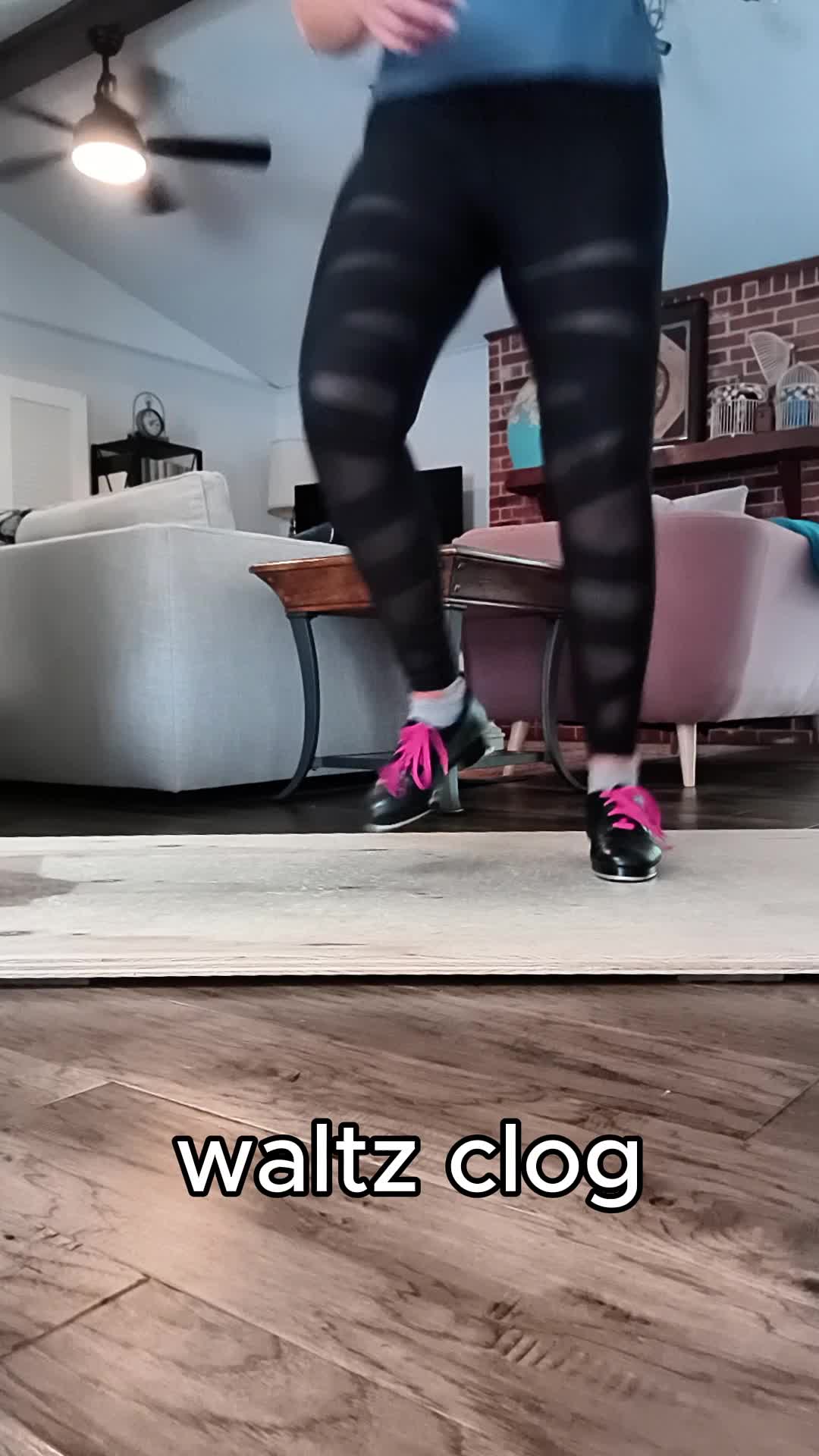 @AshleeTaps
