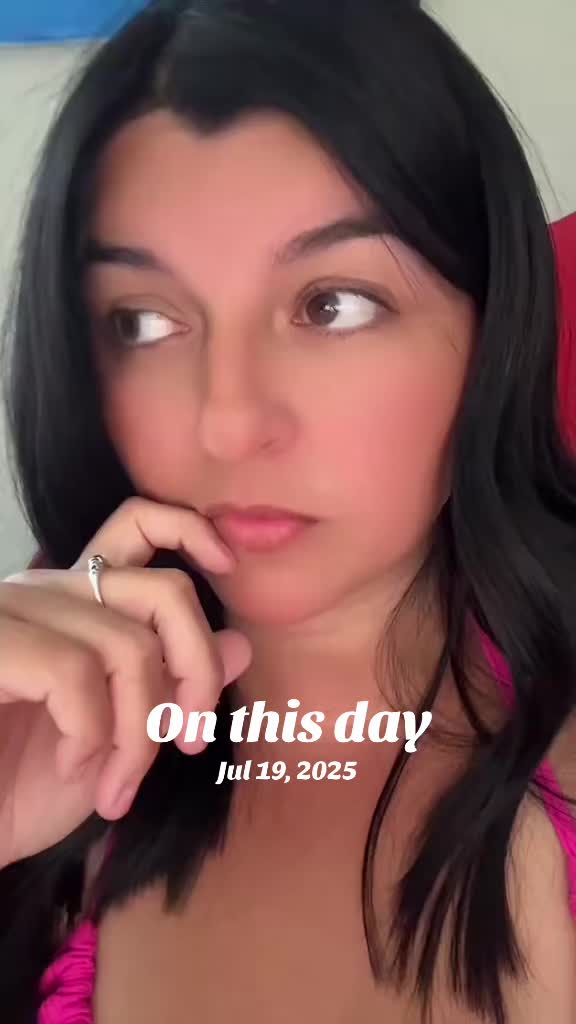 @Amy_Rene