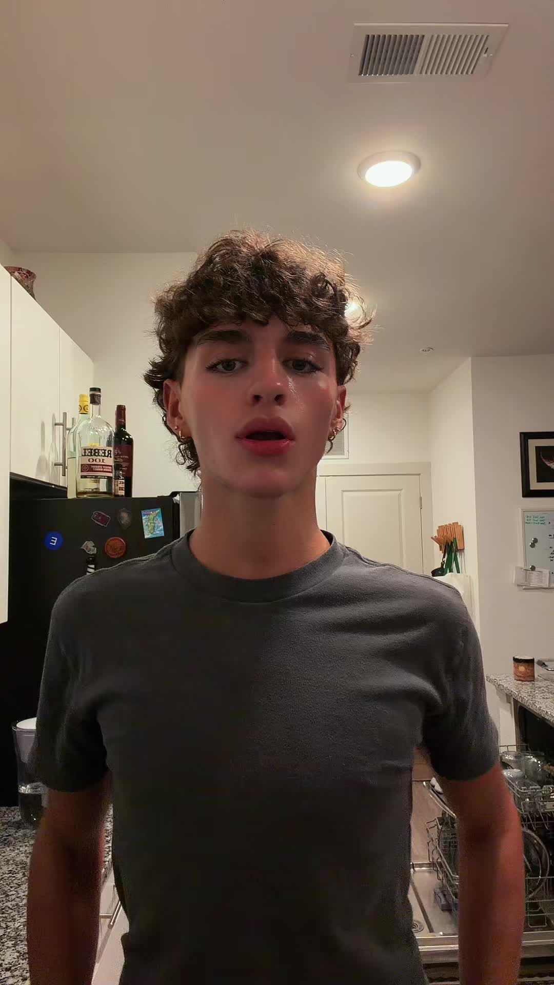 @xavierw_hall