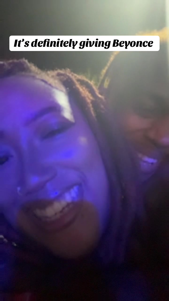 @Thee Foxx 🦊