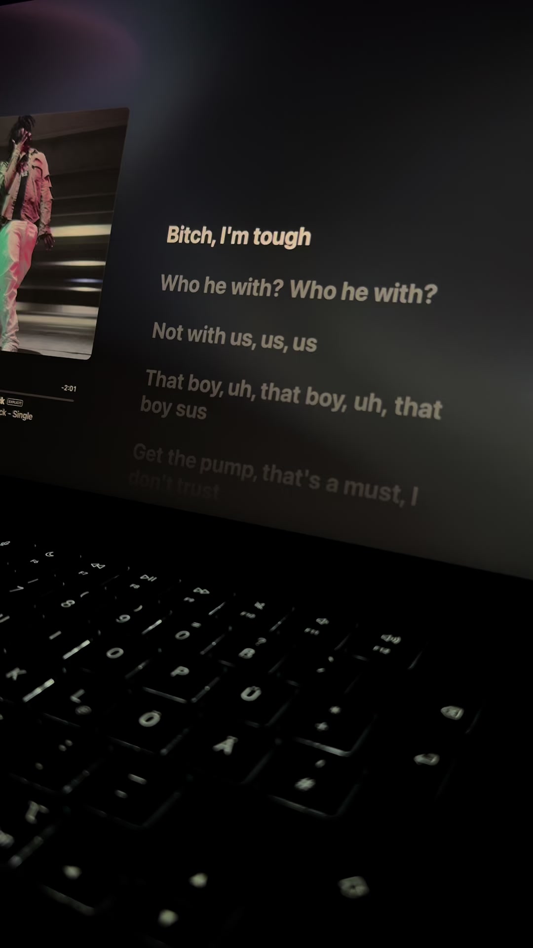 @𝐌𝐮𝐬𝐢𝐜𝐥𝐲𝐫𝐢𝐜𝐬