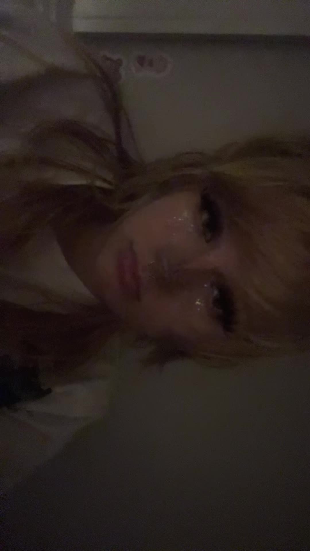 @julia