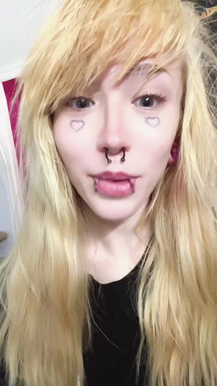@Gothic Hippie