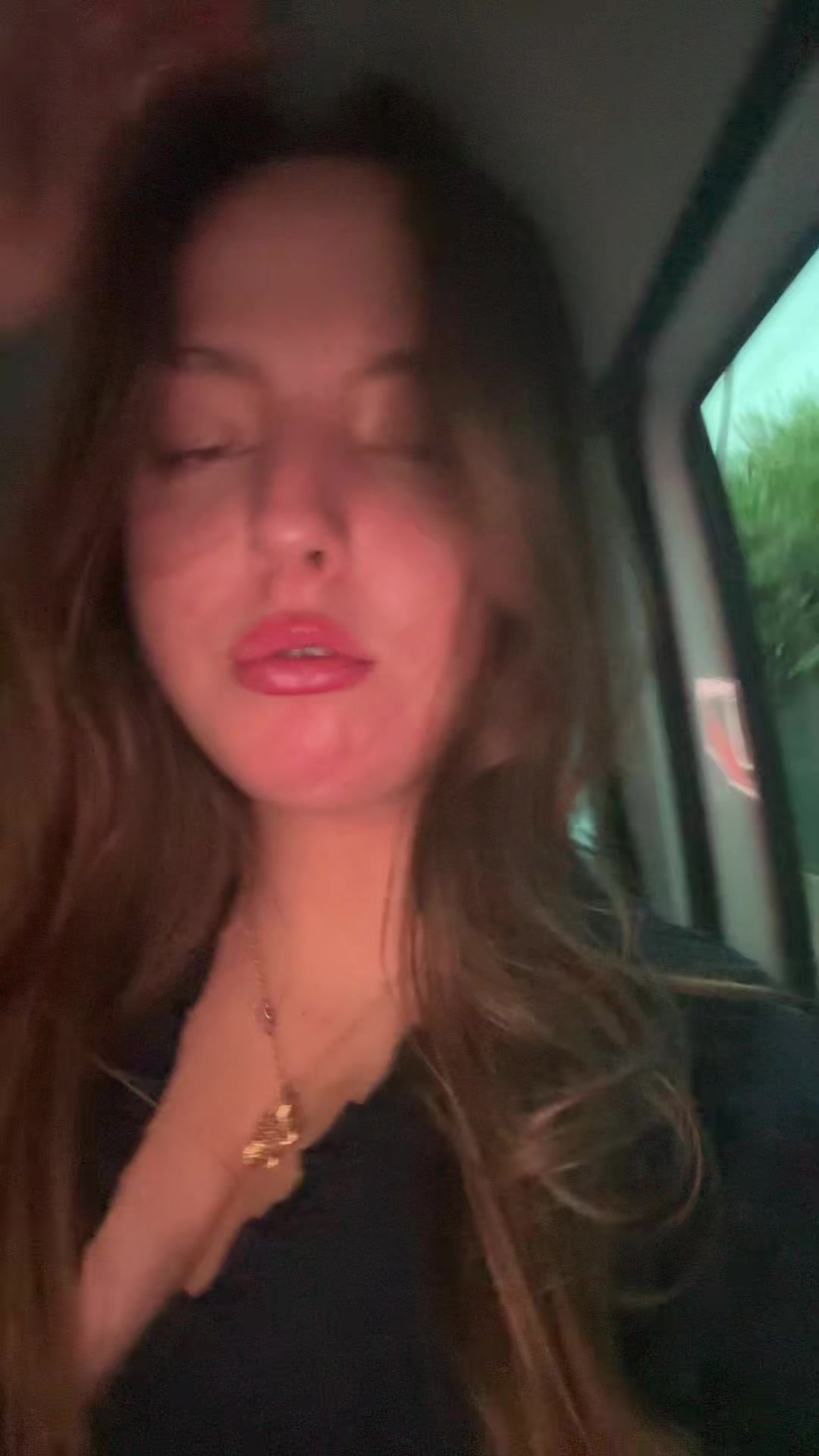 @evie🫧