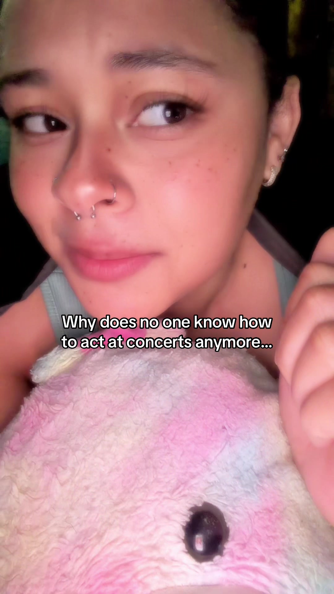 @T<3