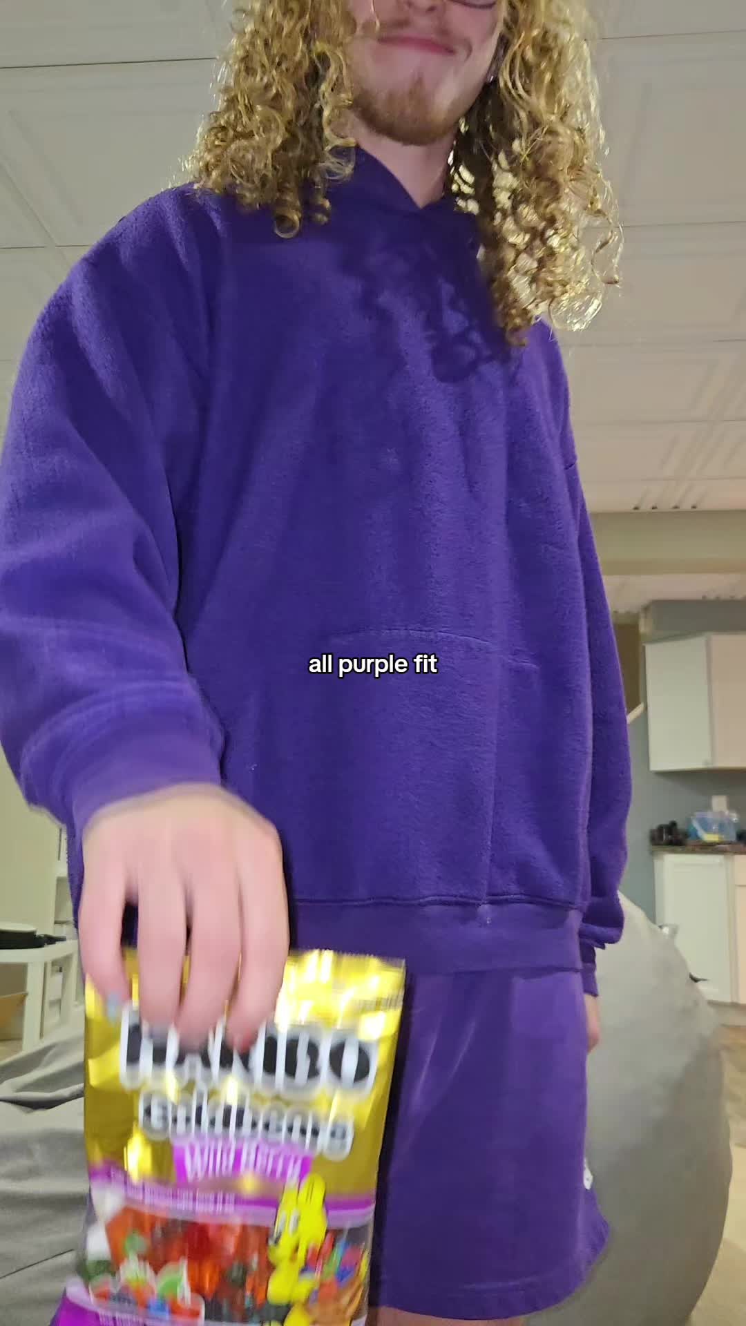 @GoldieGl0cks