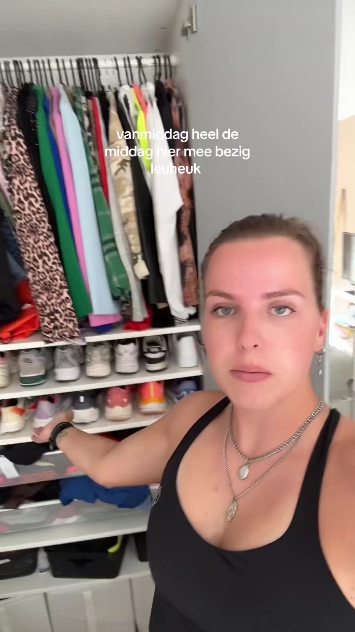 @Moon 🤍