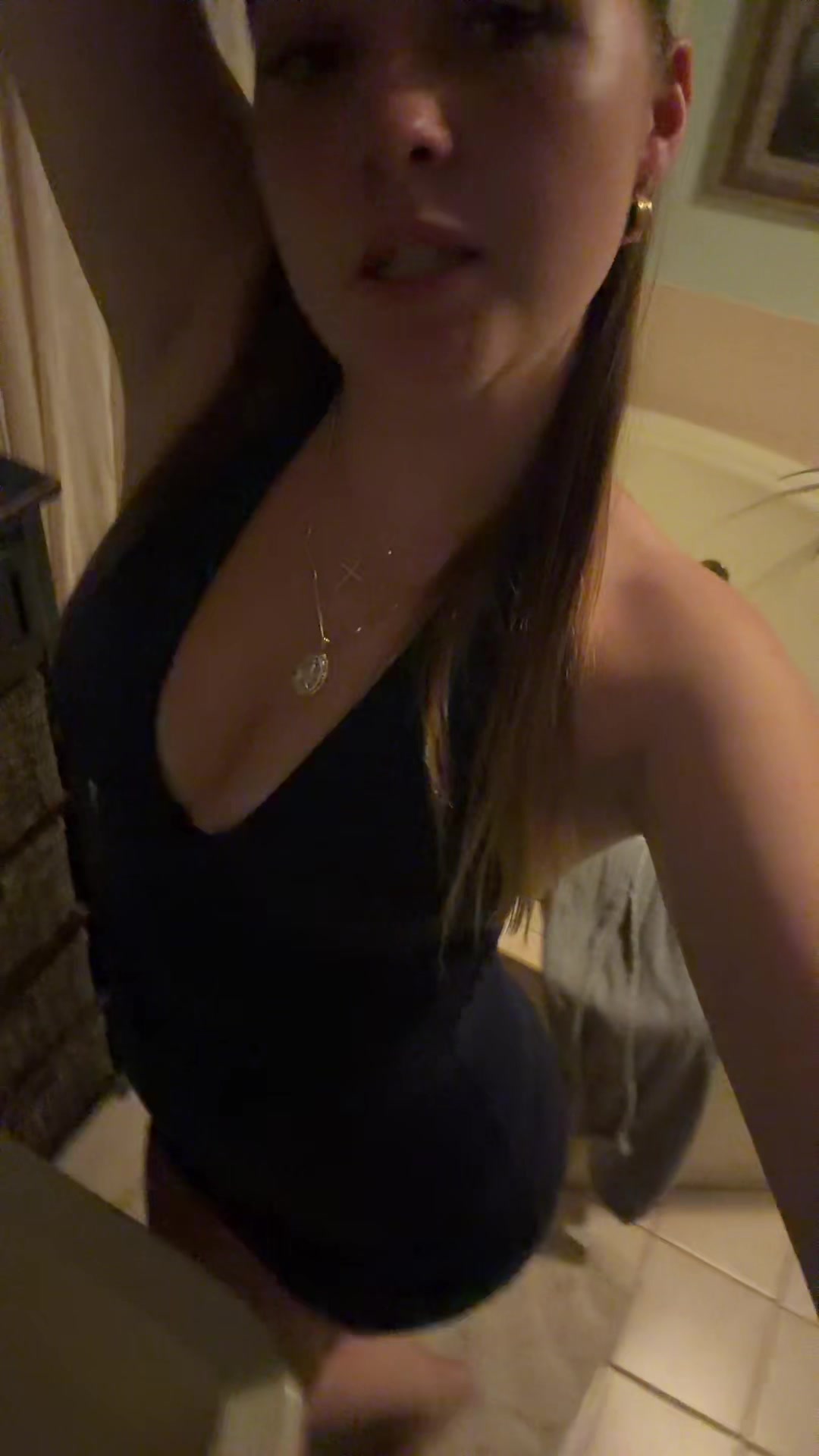 @theyluvaddie