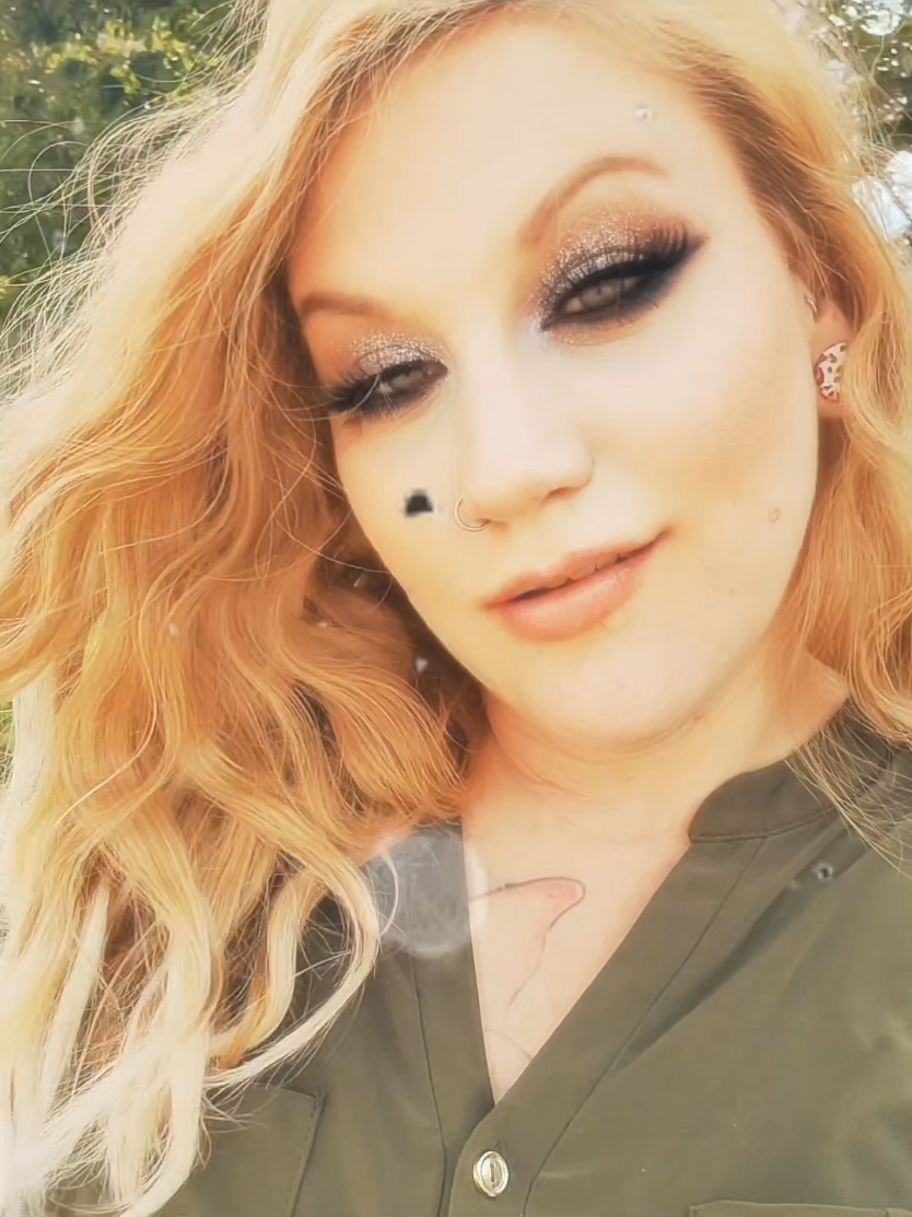 @🖤Crystal_InWonderland🖤