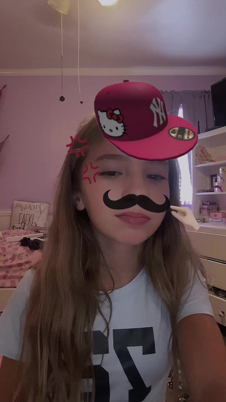 @Chloe parrot official account
