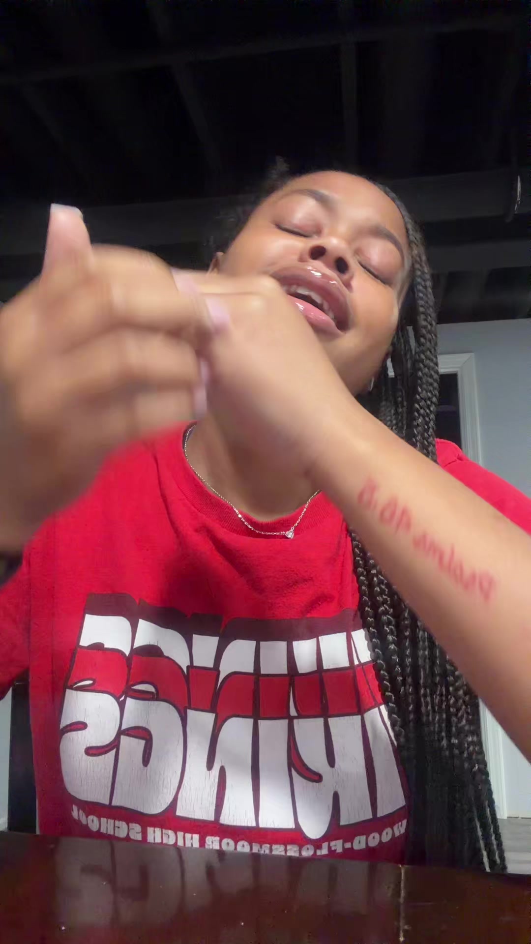 @_niyahlashae