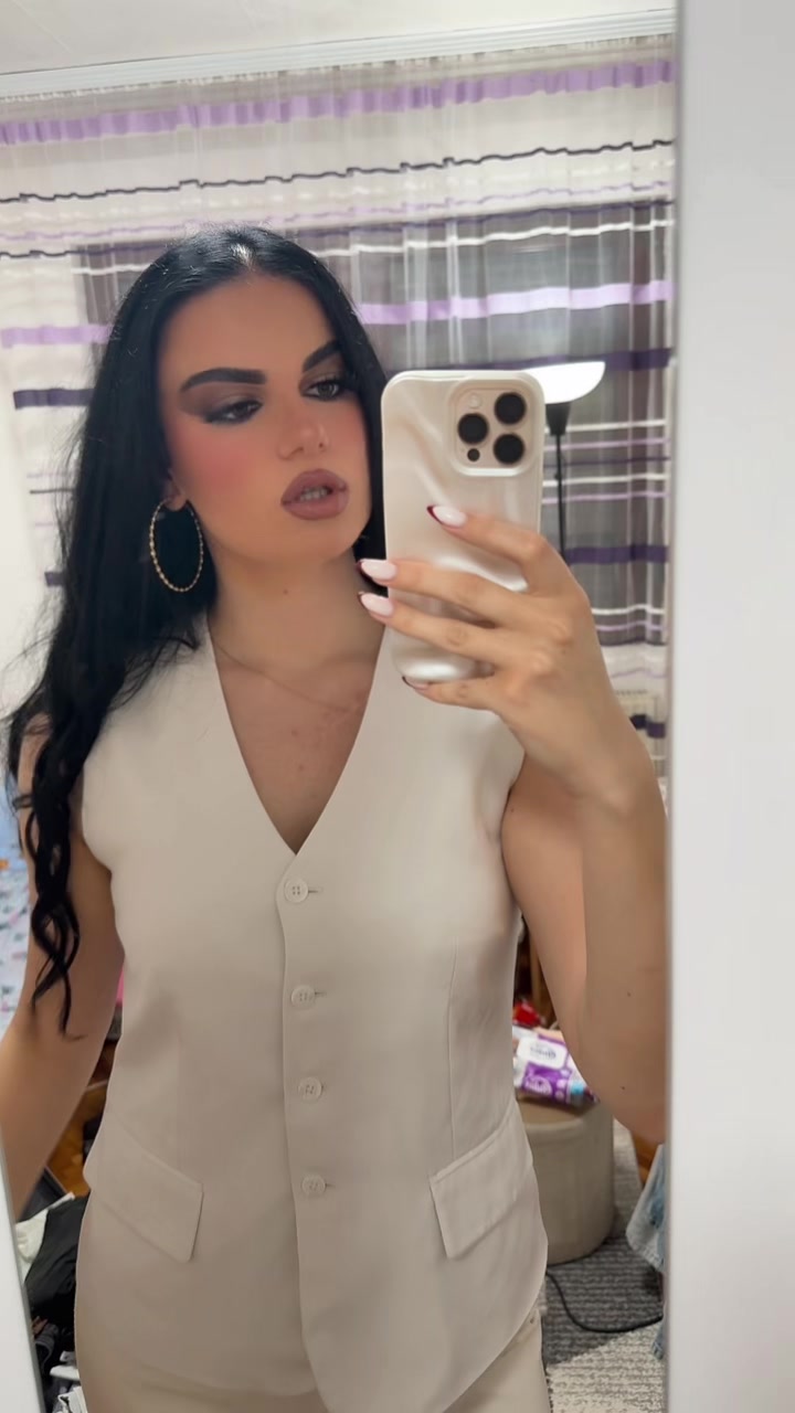 @Sara Petrov