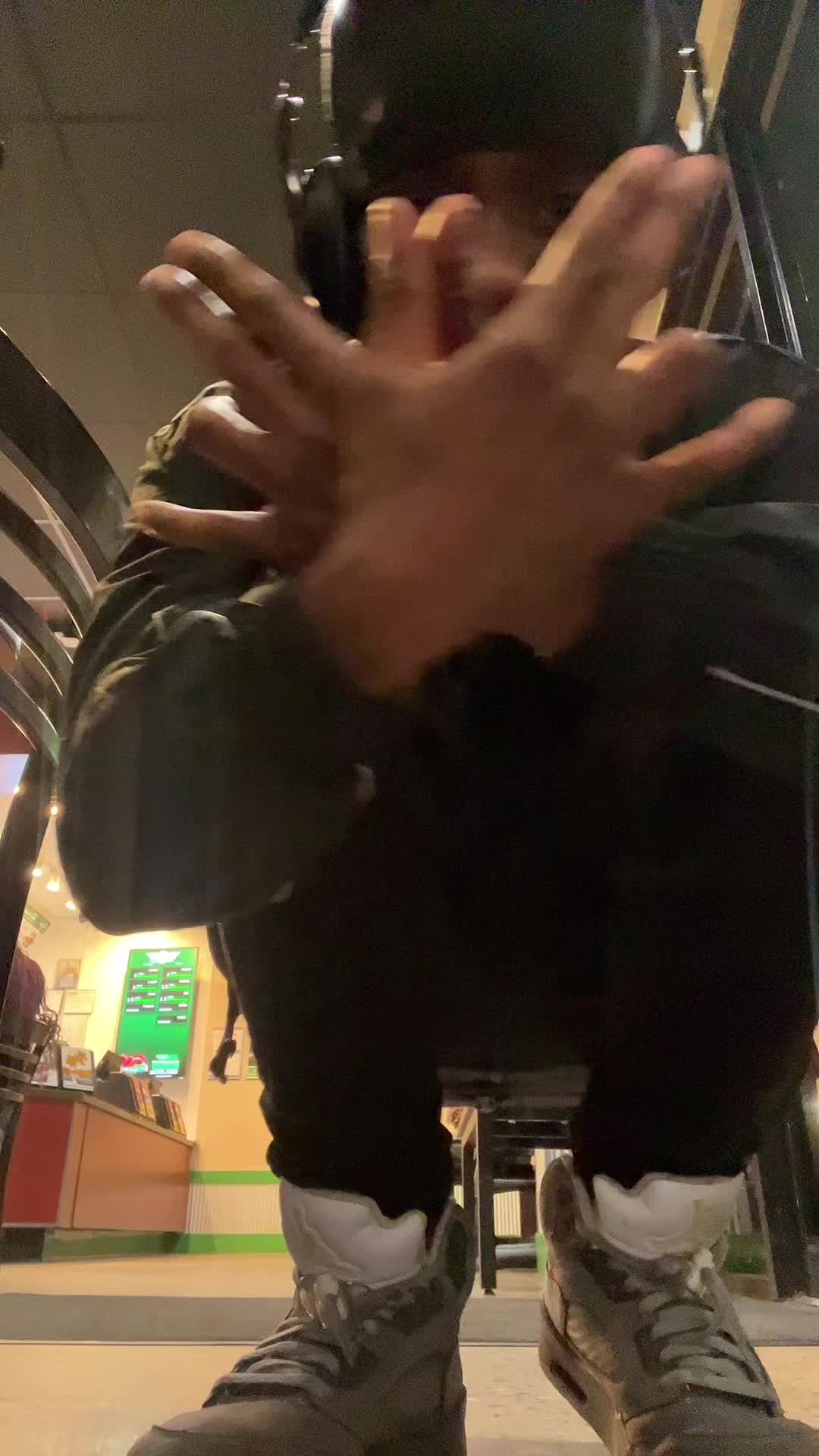 @Milyunaire