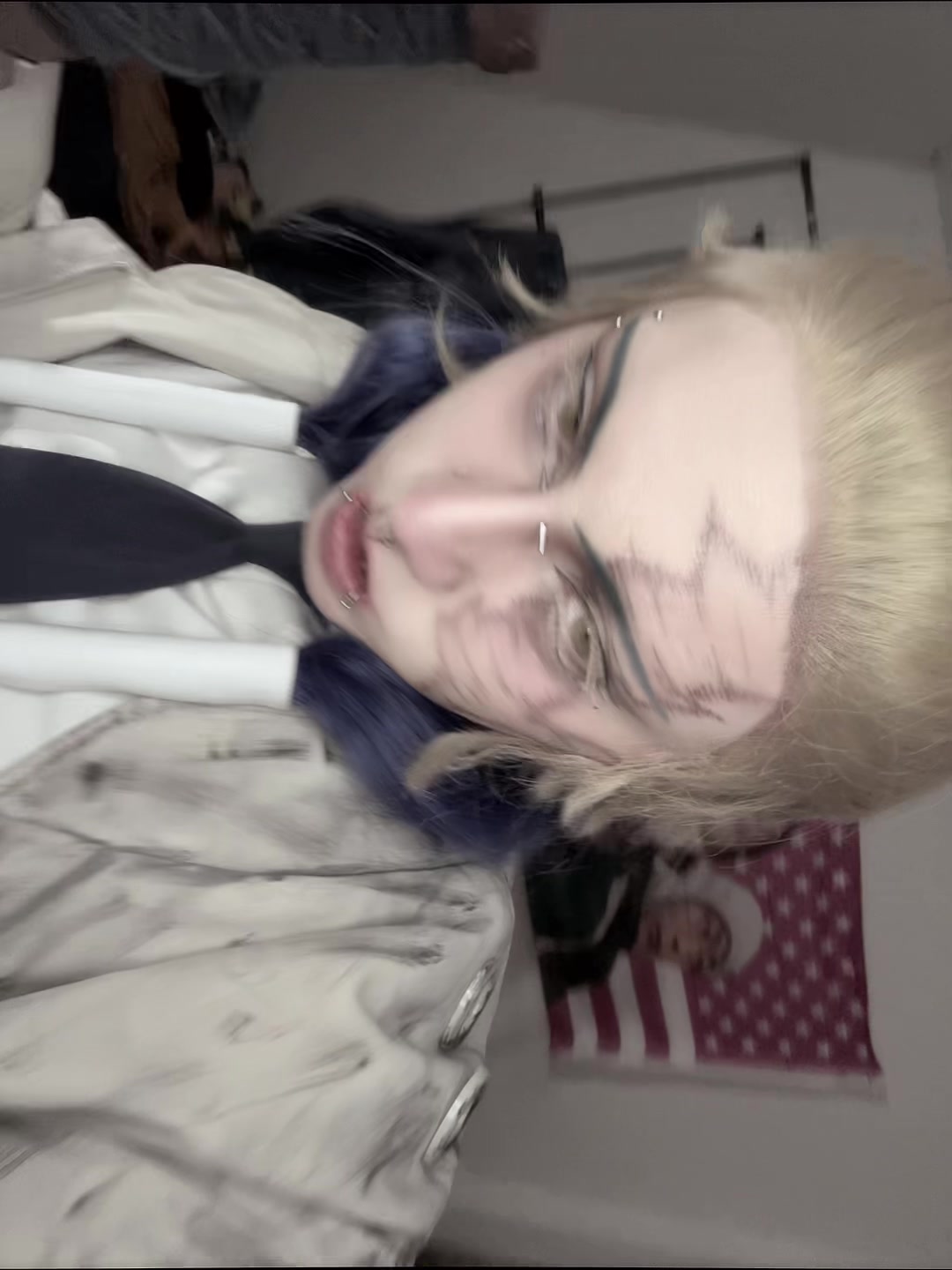 @Mo