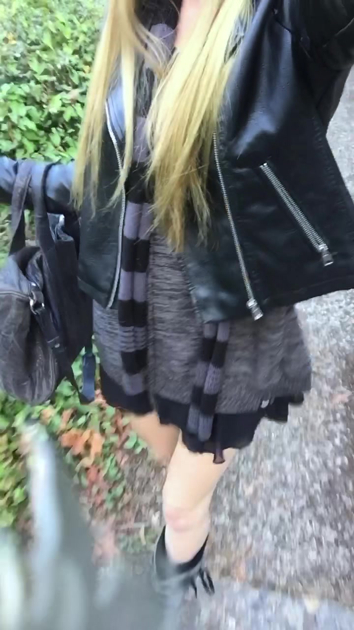 @😵