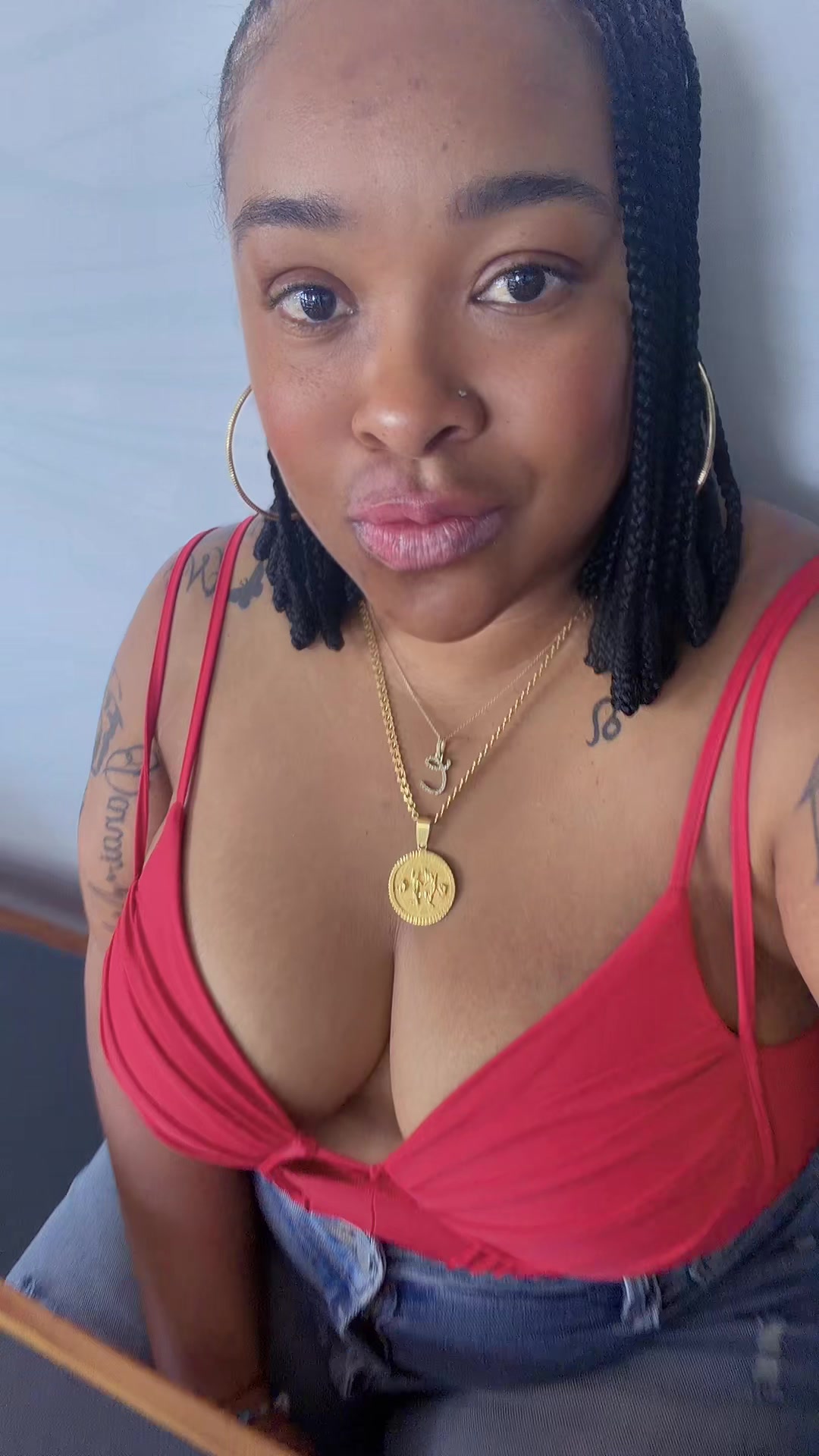 @Claudia822