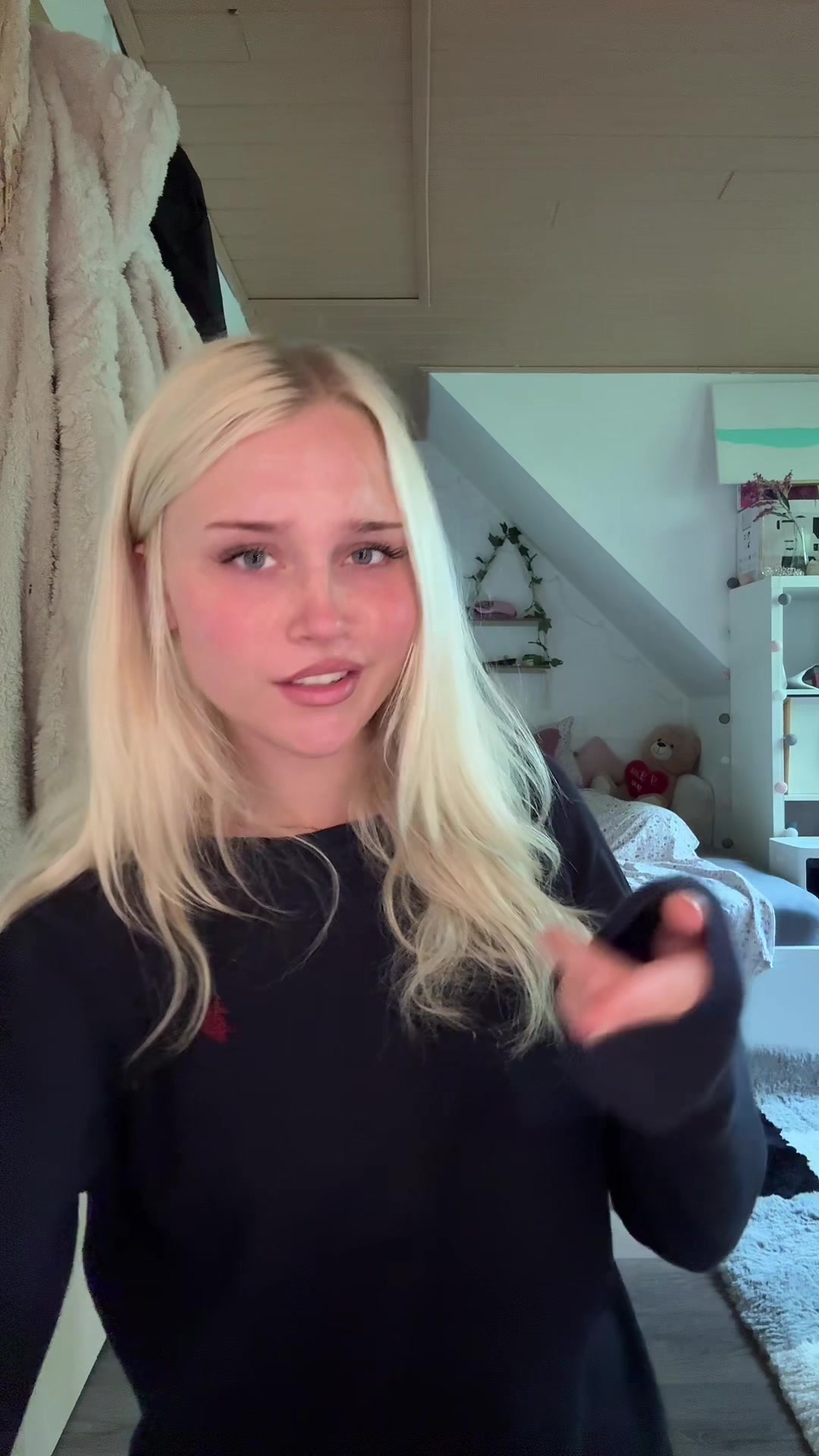 @Lana