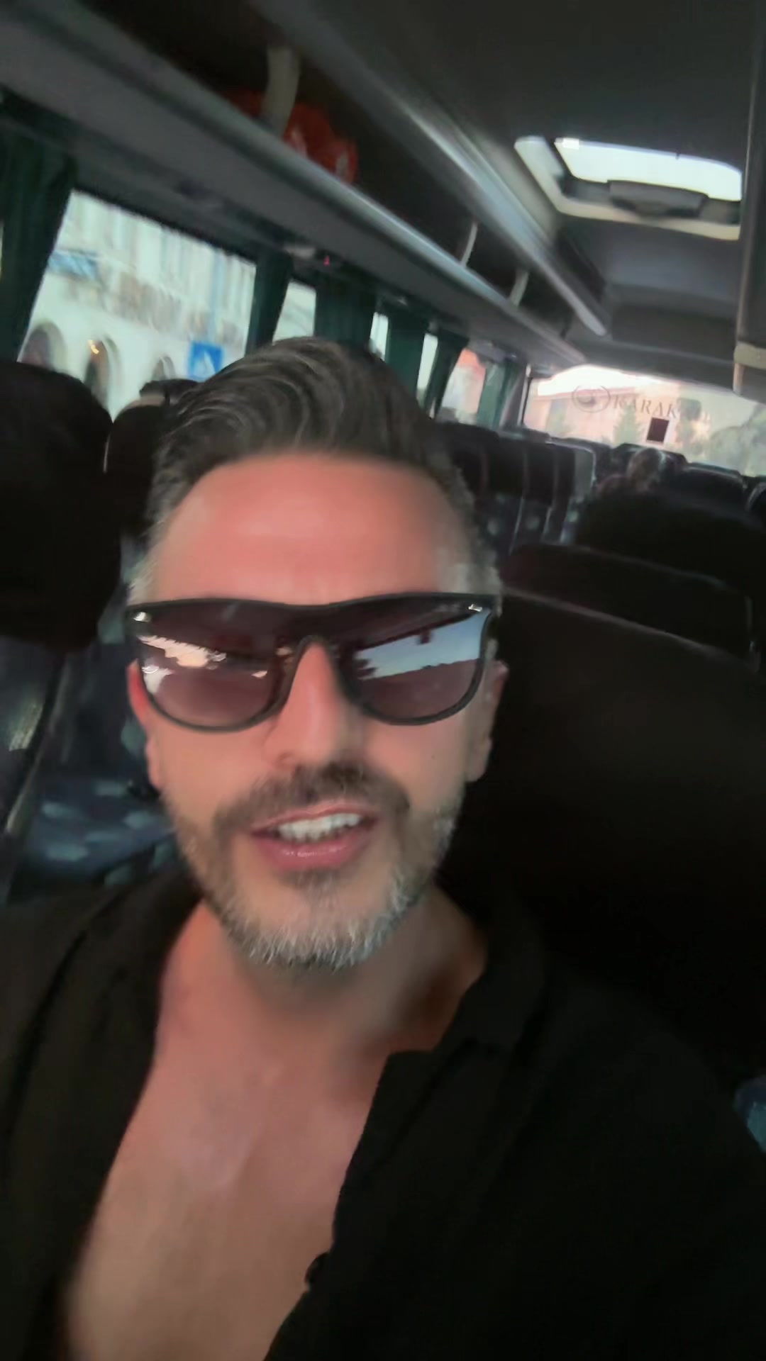 @DJSON€R