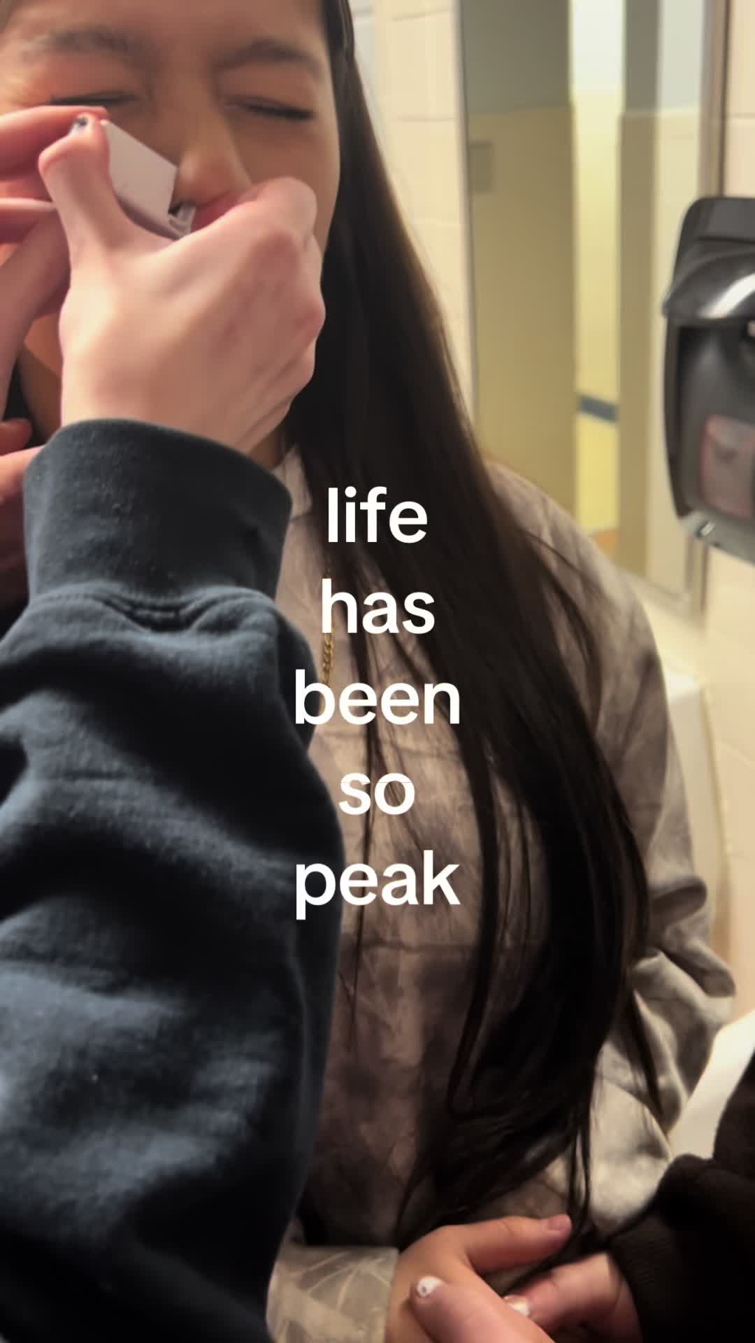 @️