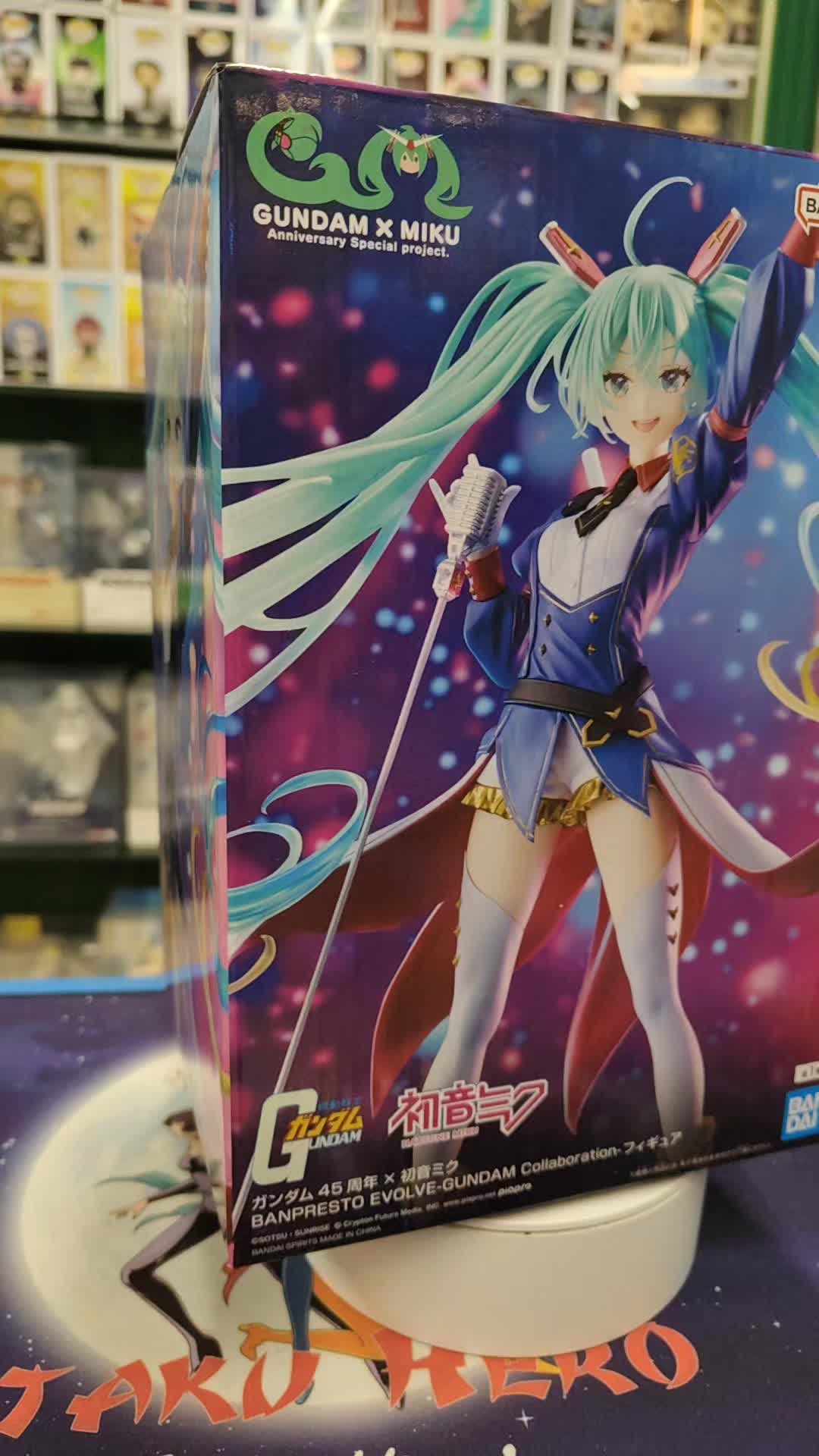 @OtakuHeroFumetteria