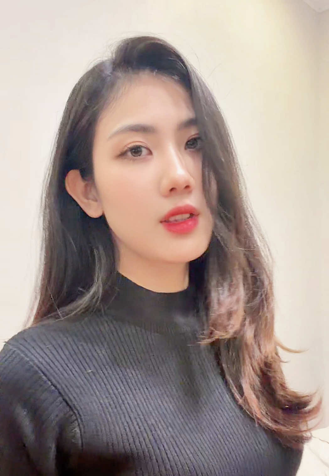 @Hmue Tha Khin Ko officalâ