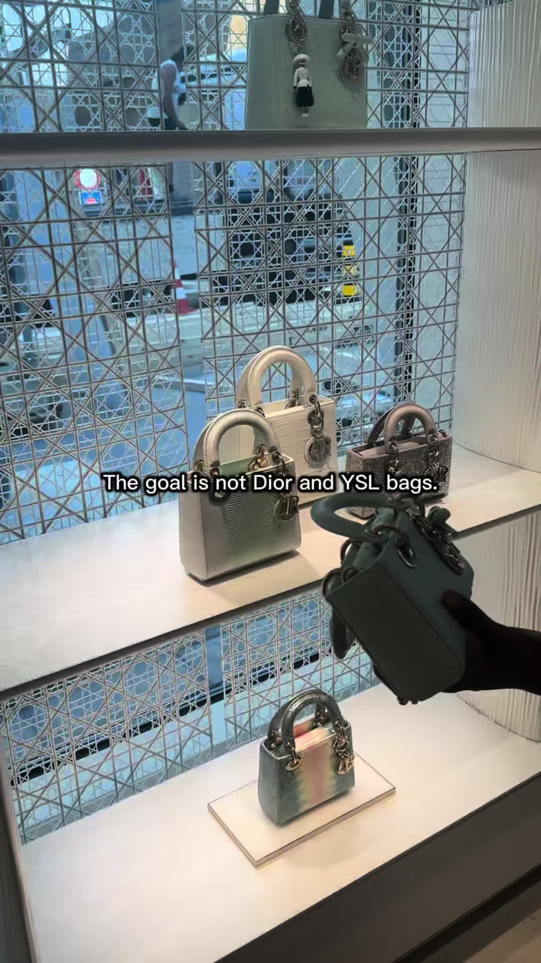 @MARIAMA