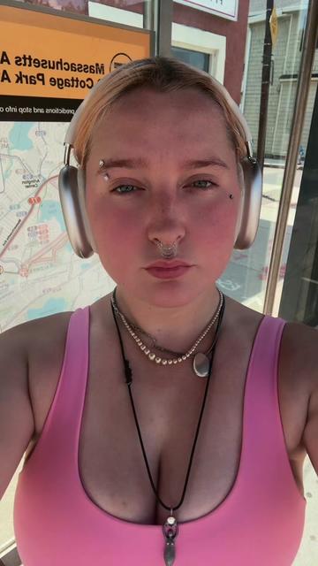 @lizzzzz9530