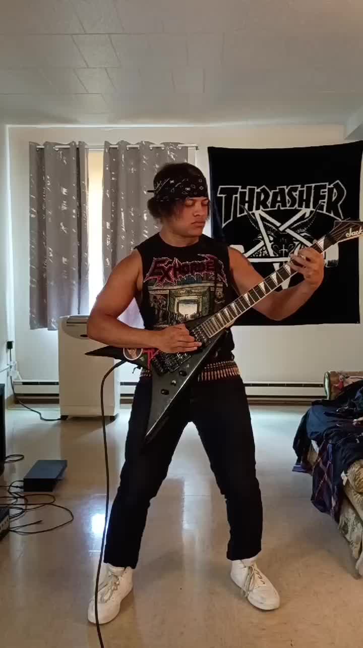 @☠︎︎DeShane Thrasher☠︎︎
