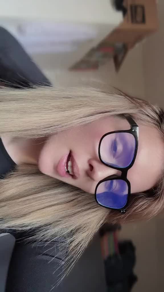 @_Shelly_🖤