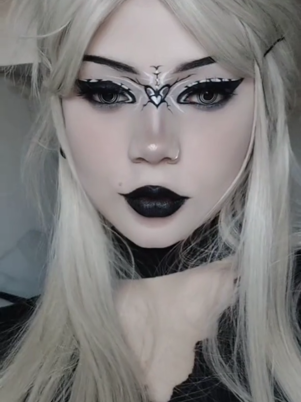 @darkluxe._