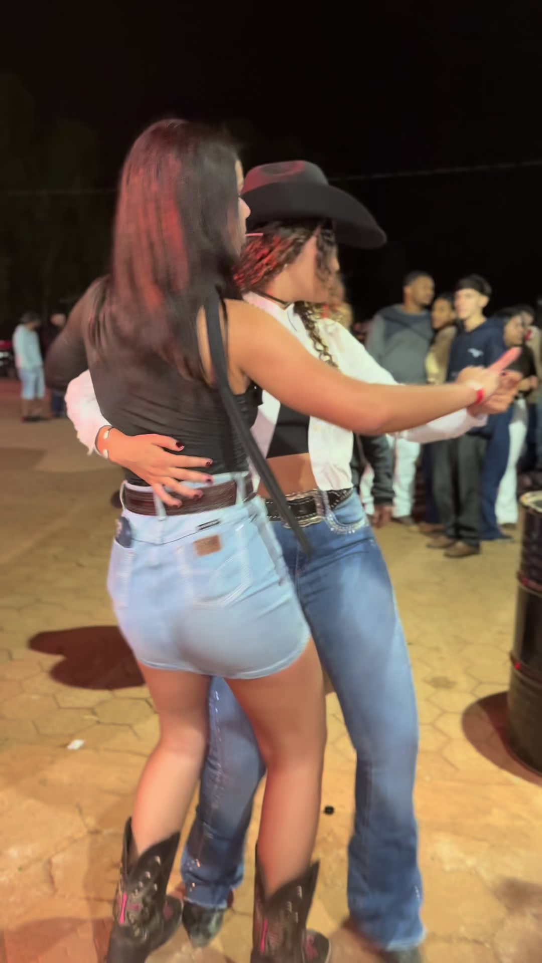 @Vitória_guedes01