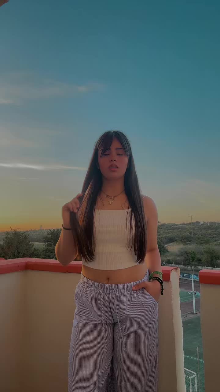 @Rosy_09