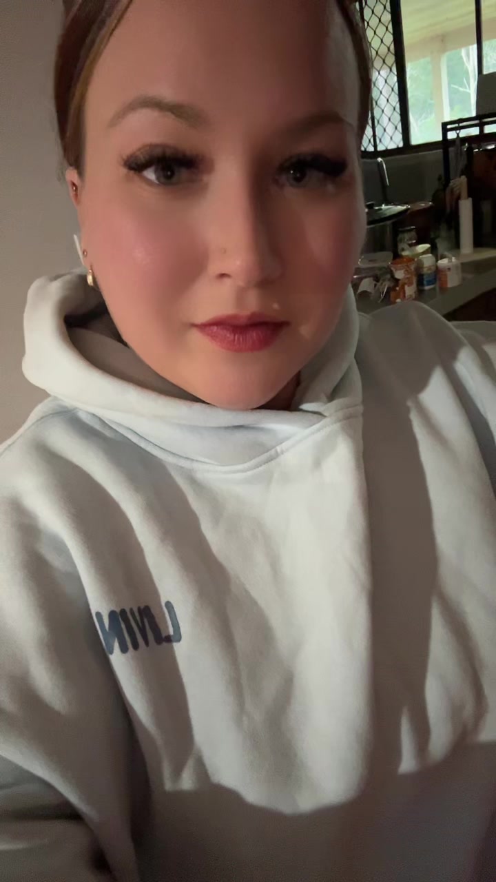 @Mel_Leigh