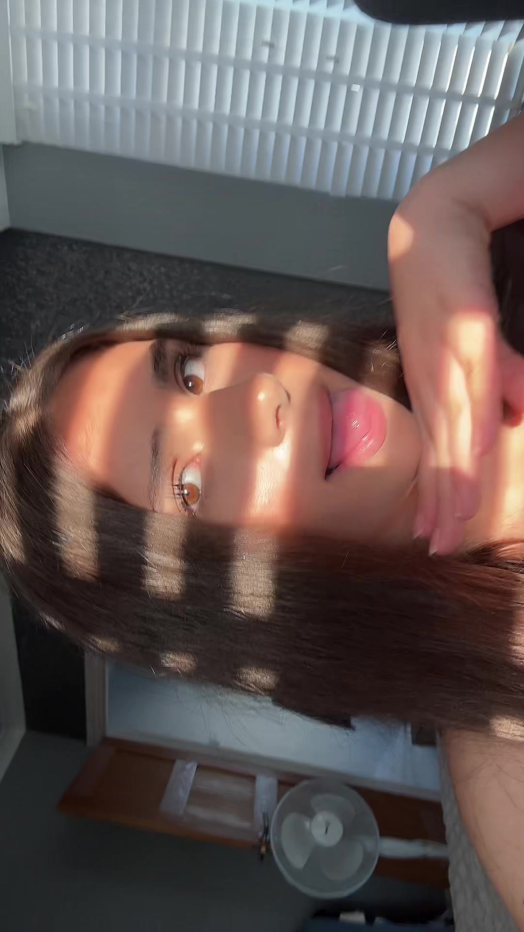 @𝒻𝒾𝓁𝒾𝓏.