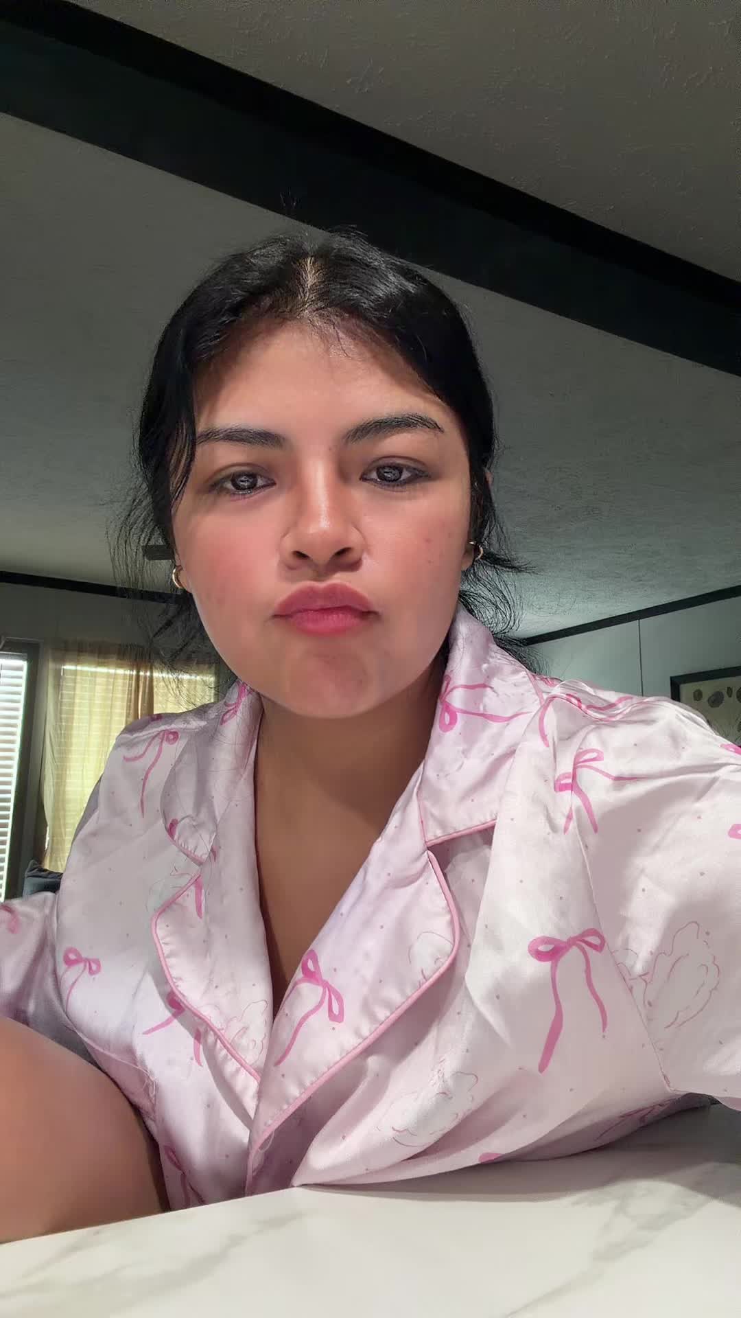 @Irasemagz