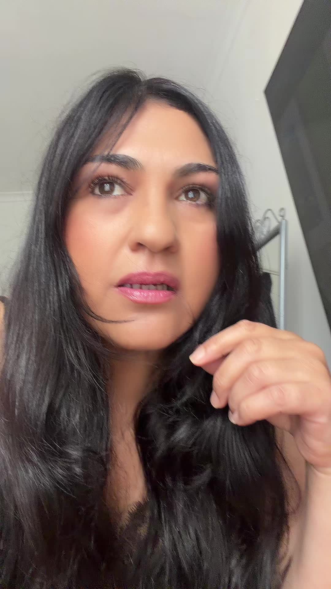 @Mari Mariana
