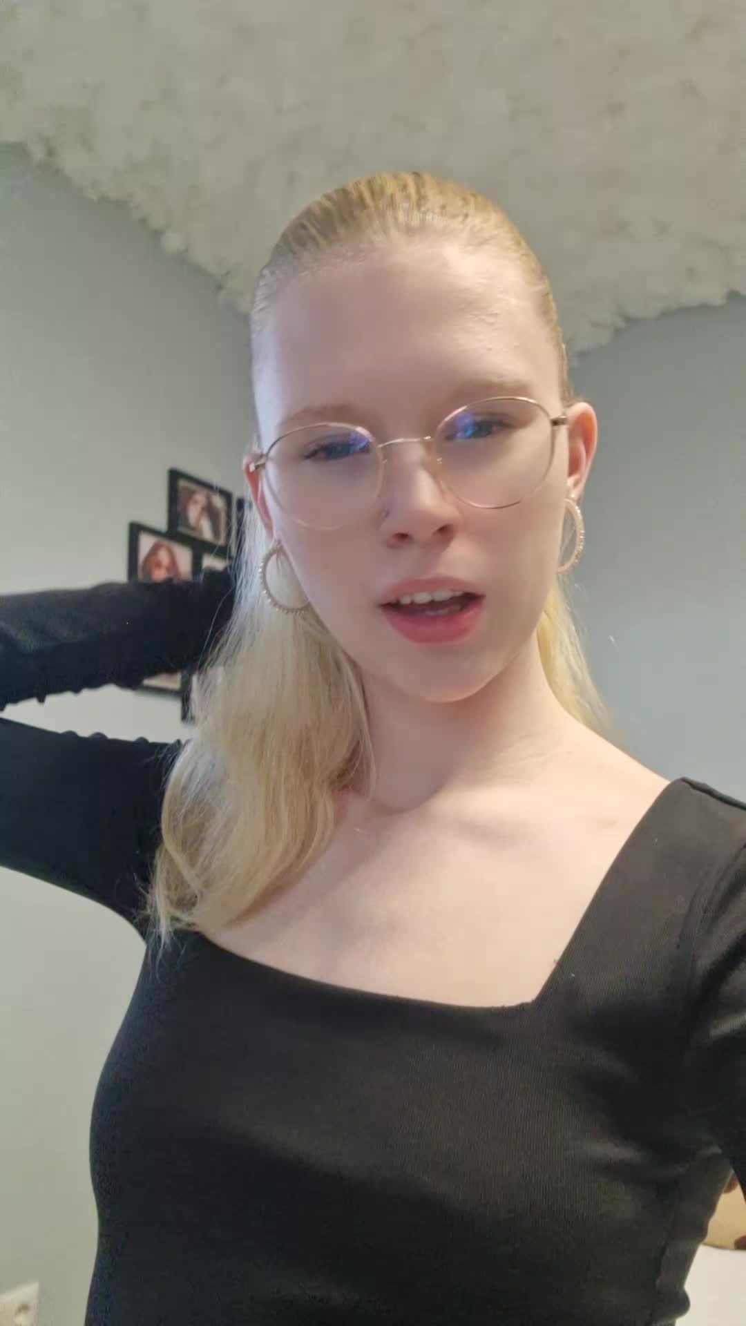 @leaslife18