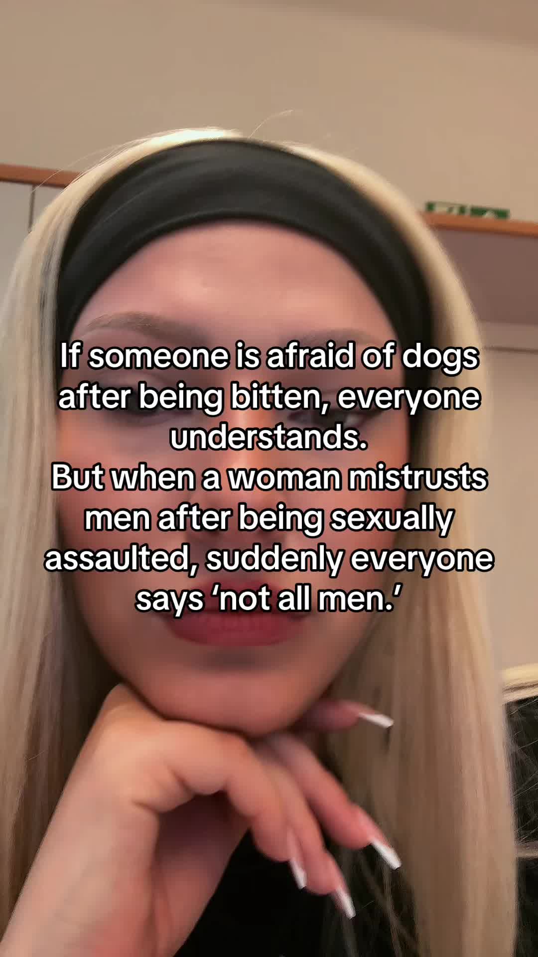 @𝔰𝔞𝔯𝔞 𖤐･ﾟ*ೃ