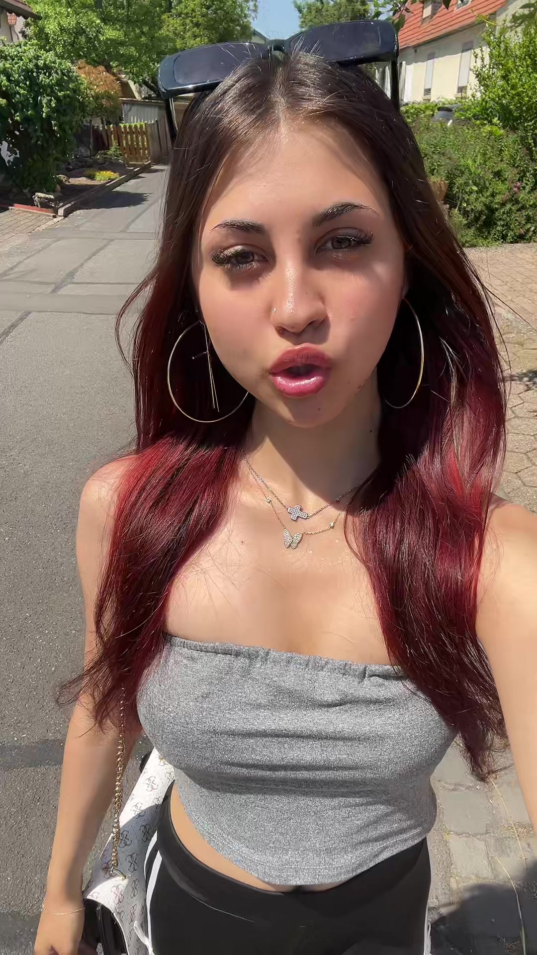 @𝒮‘
