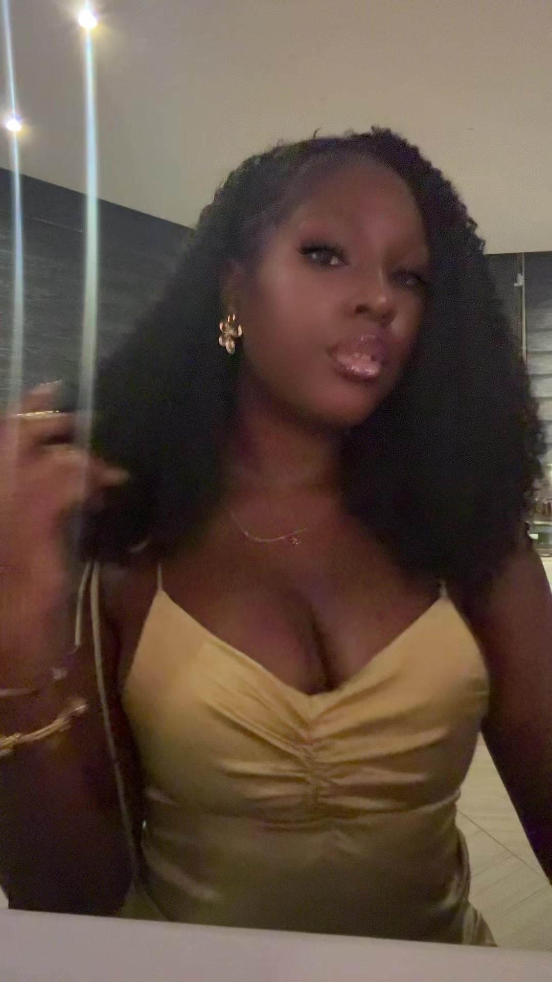 @AmiFluencer