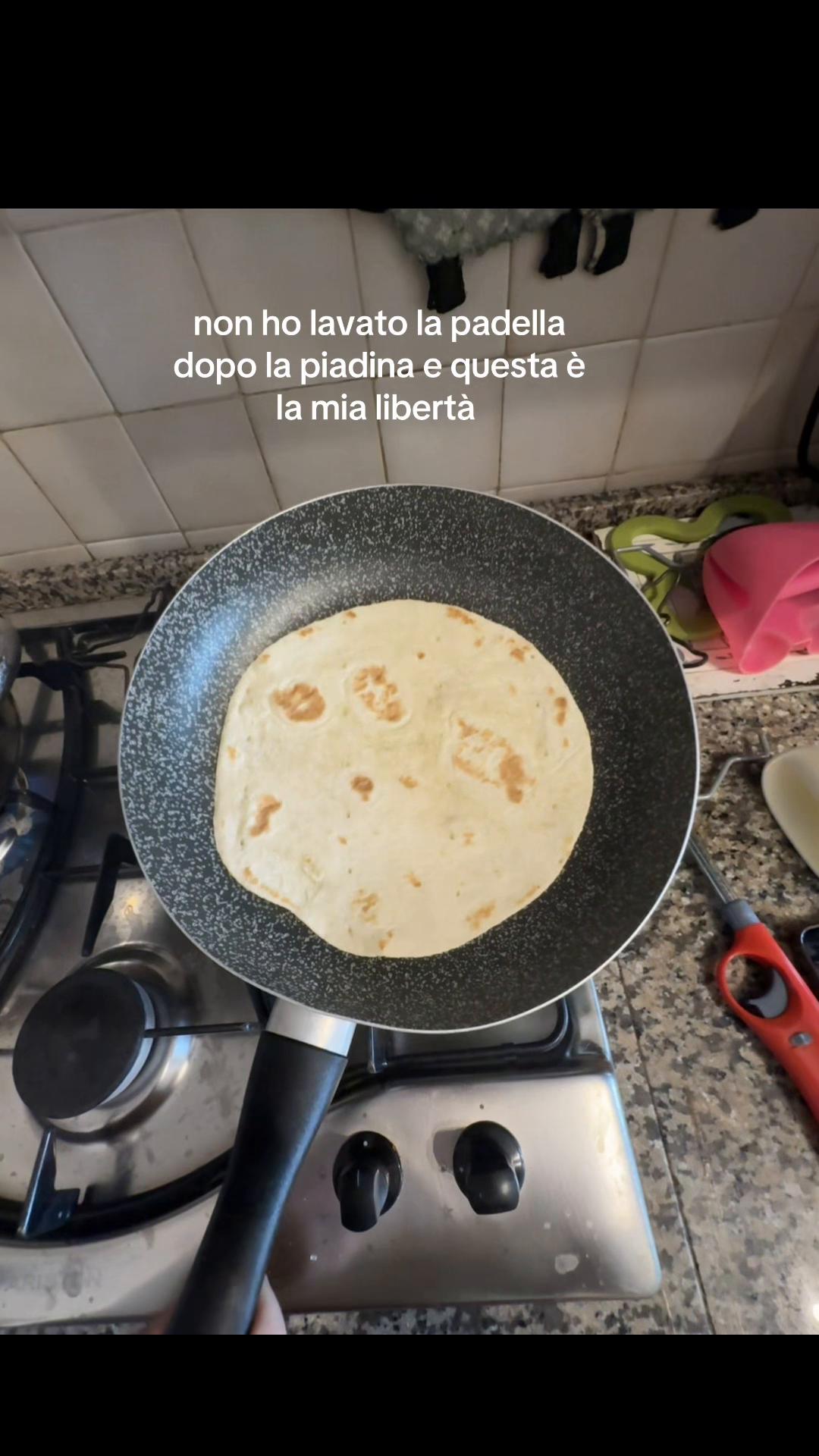 @rebbi.spam_