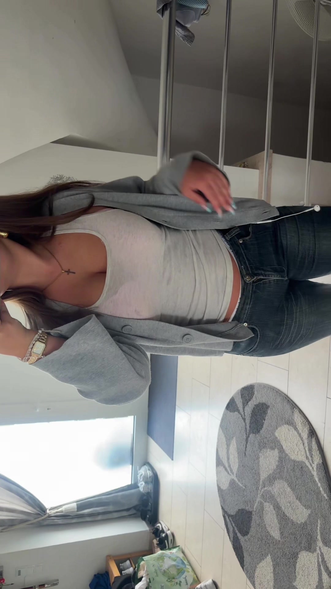 @𝐞𝐦𝐢𝐥𝐲