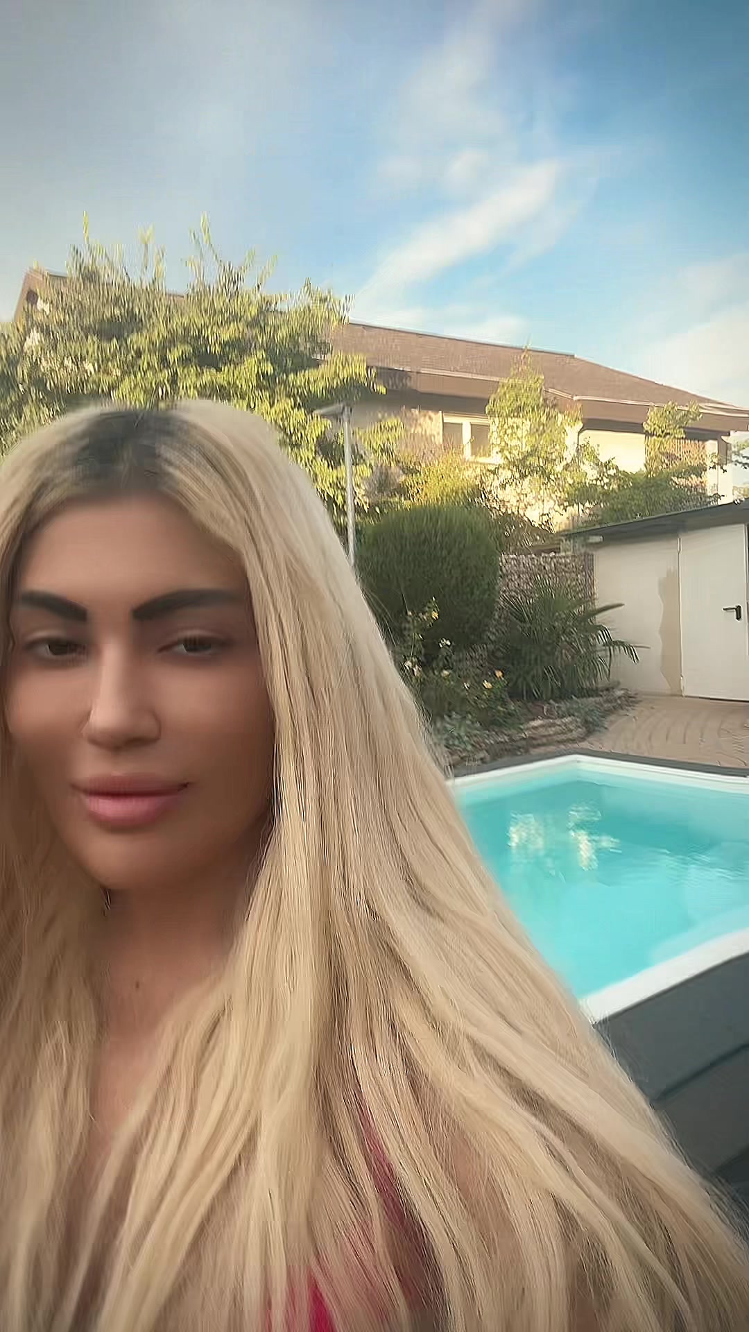 @FameChicka
