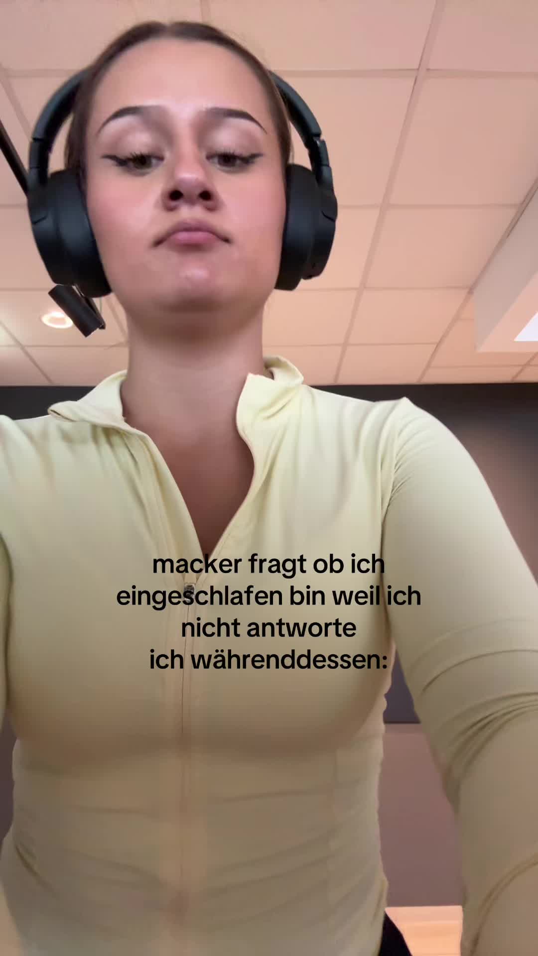 @ʟɪᴢɪ | dancer | gym