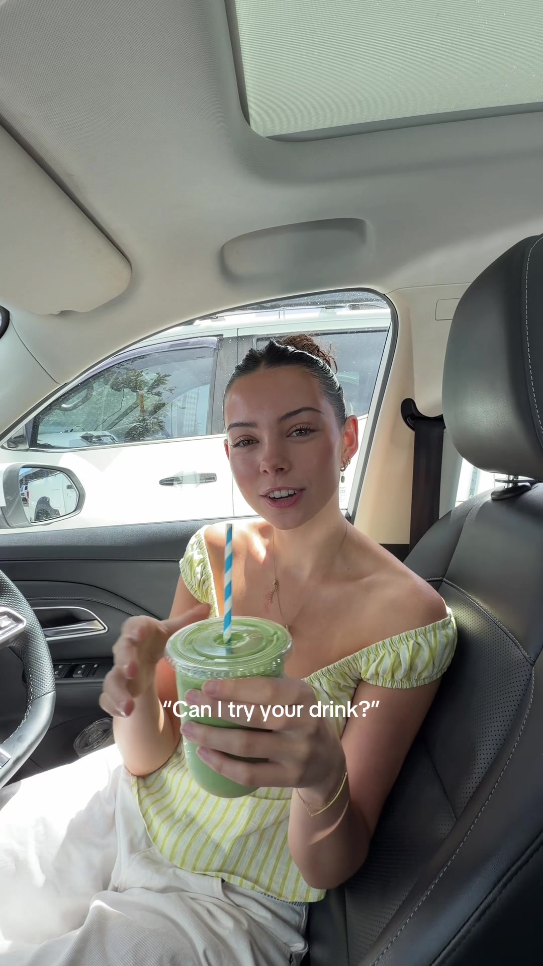 @Ava