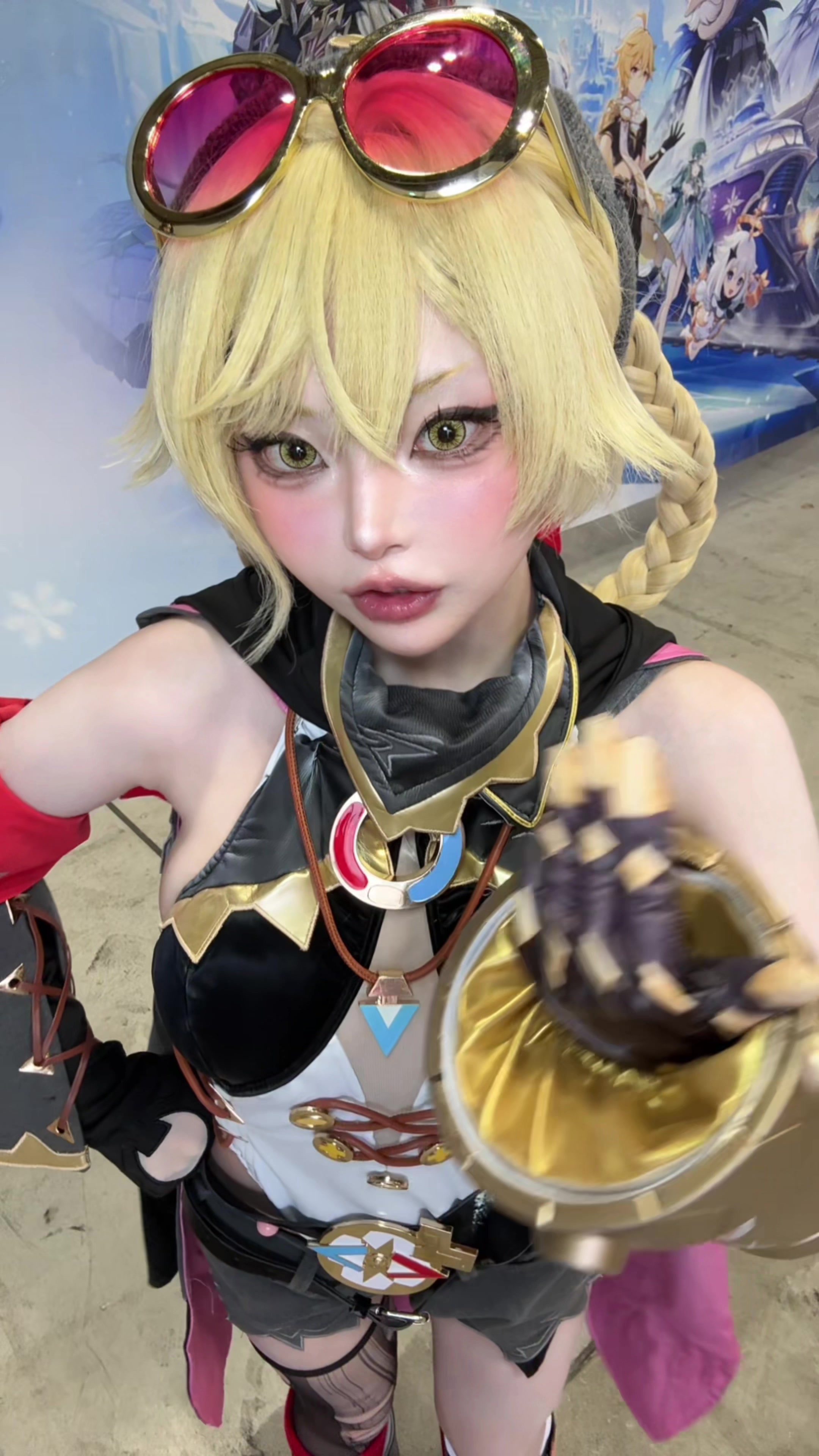 @あるく