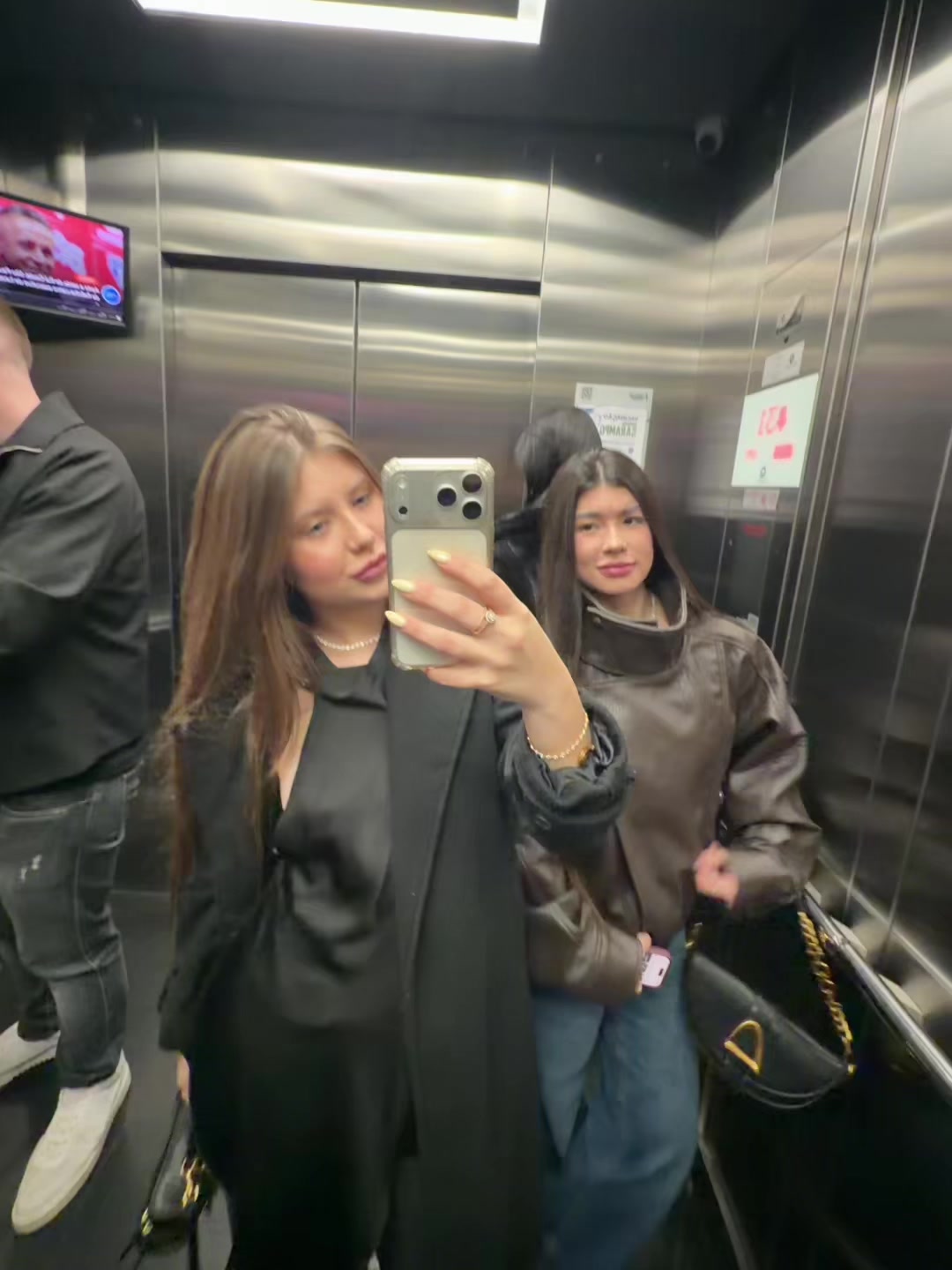 @nicole.4lves